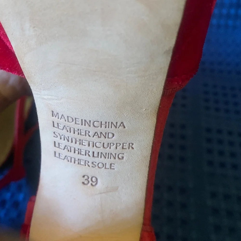 Mimco cherry red ‘Stolen Treasures’ sky high platform sandal heels barely worn. - Picture 6 of 6